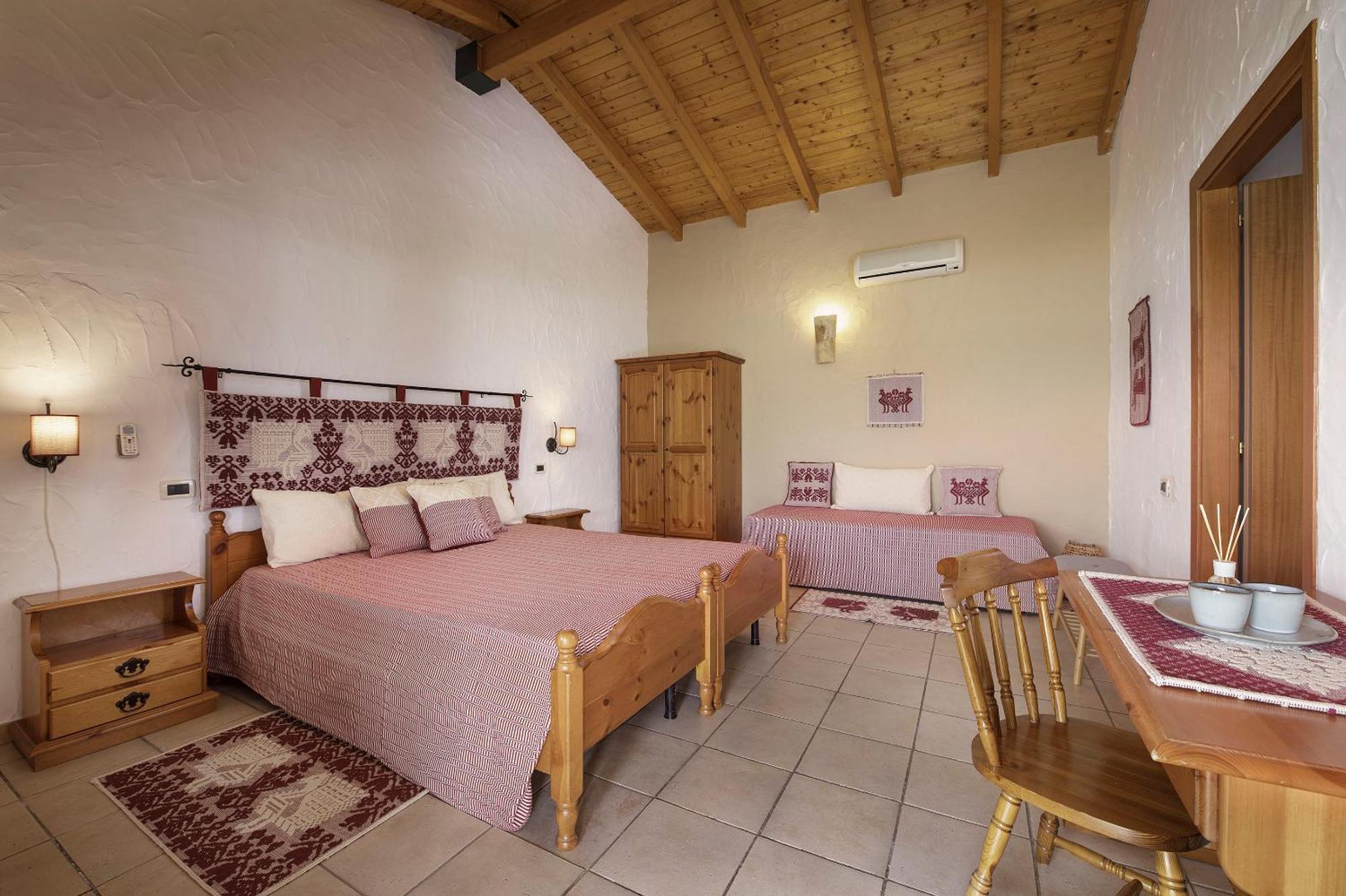 Agriturismo La Biada Is Morus Exterior foto